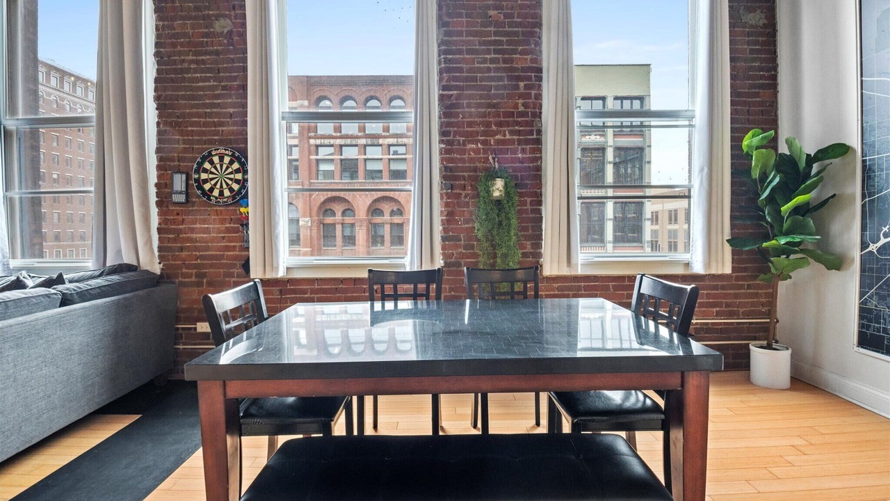 Photo of Bedroom in Wholesale District