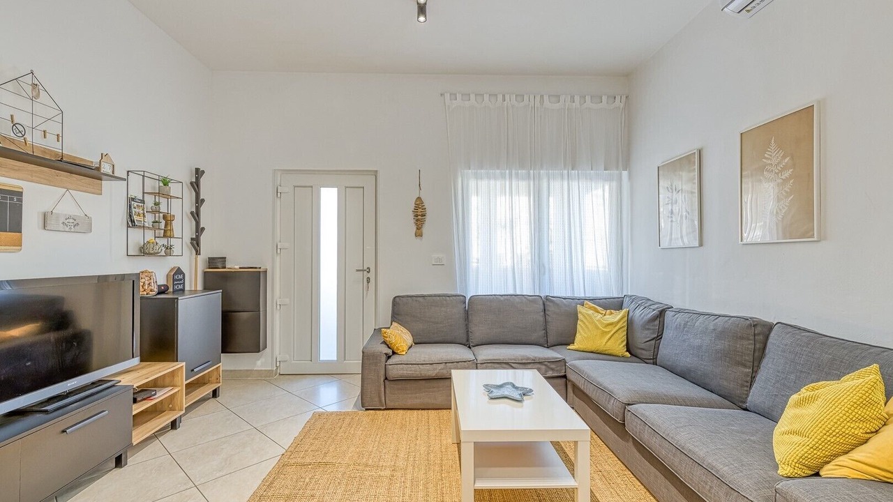 Photo of Livingroom in Gulici