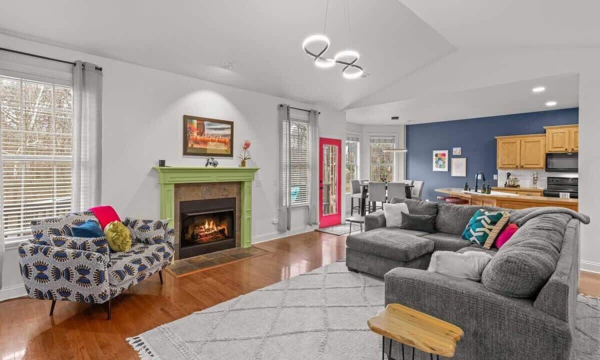 Photo of Livingroom in Bentonville