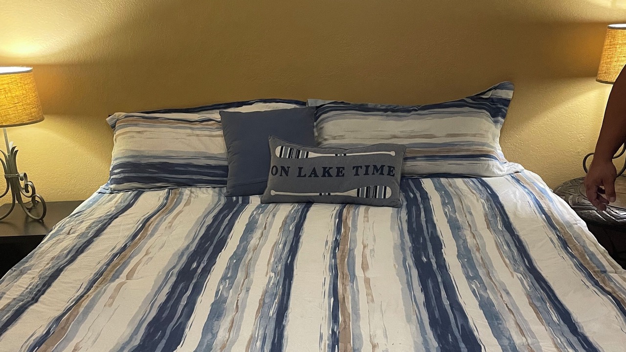 Photo of Bedroom in Lake of the Ozarks