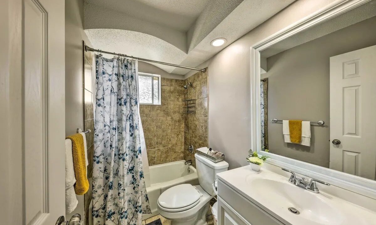 Photo of Bathroom in Olathe