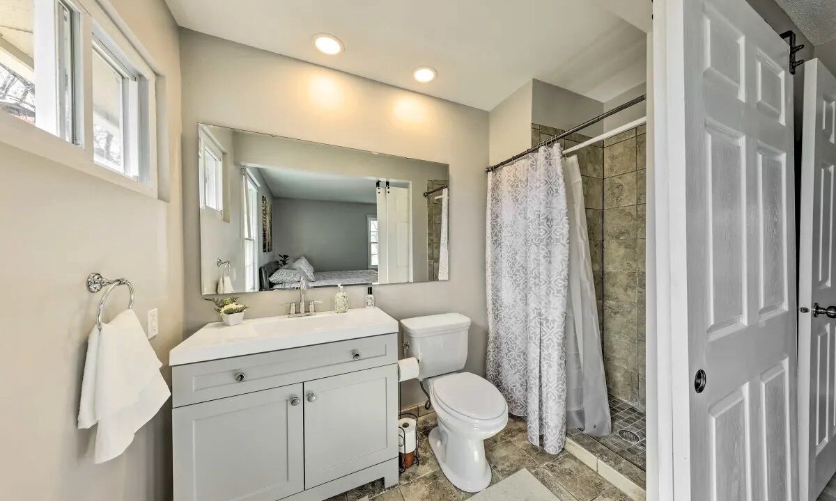 Photo of Bathroom in Olathe