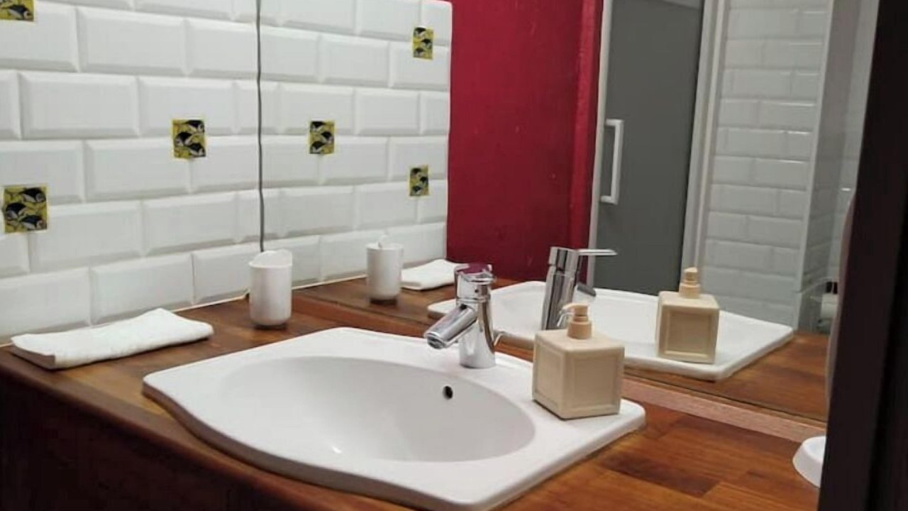 Photo of Bathroom in Doue