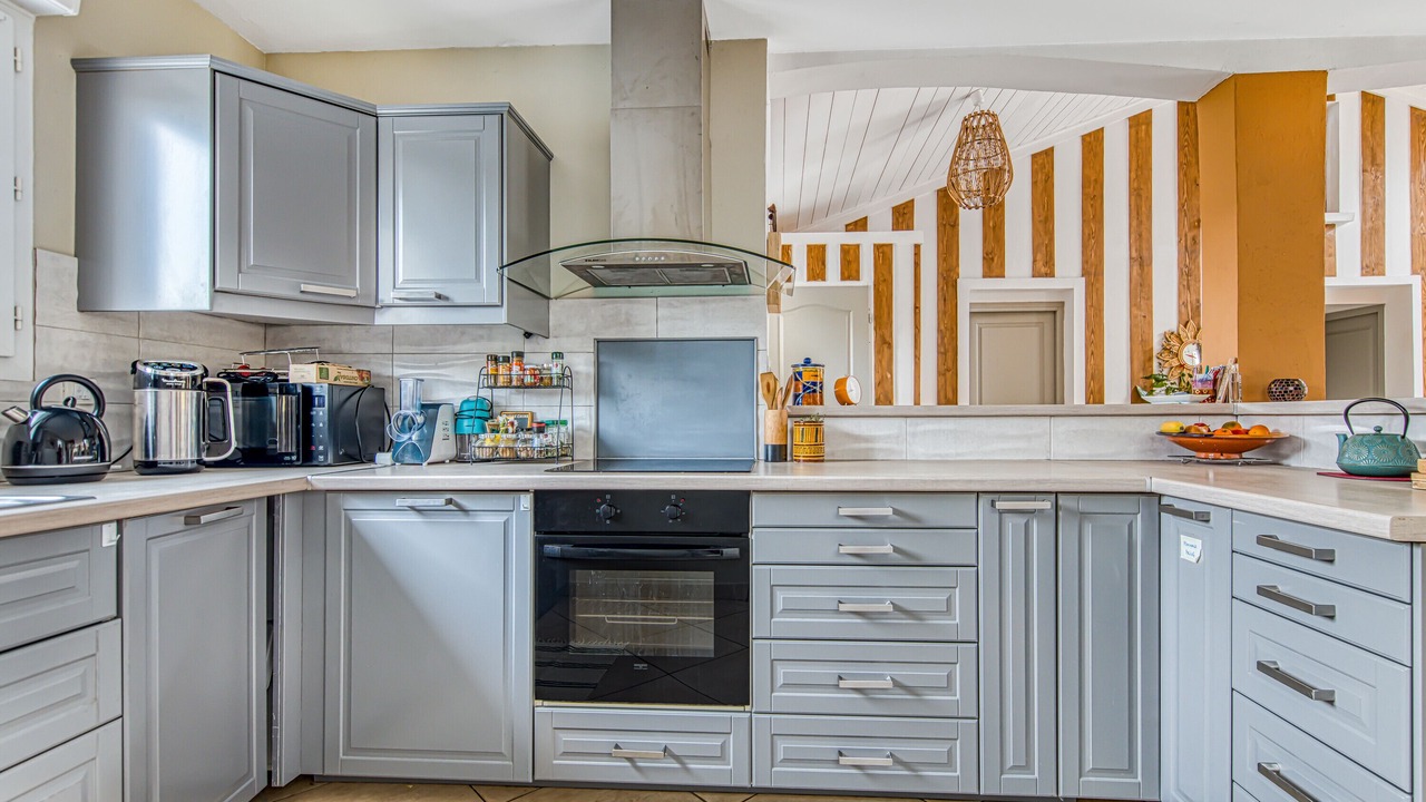 Photo of Kitchen in Grayan-Et-L'Hopital