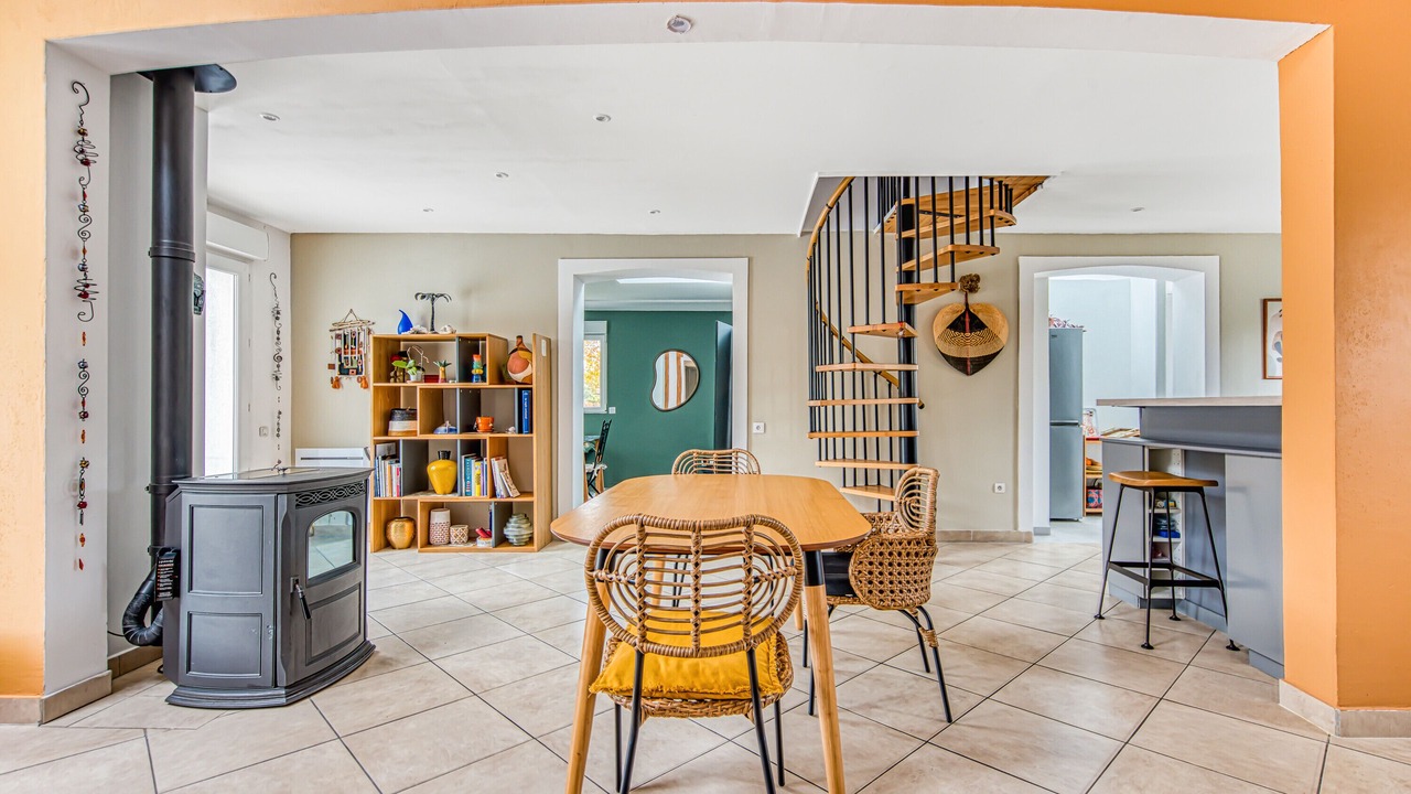 Photo of Others in Grayan-Et-L'Hopital