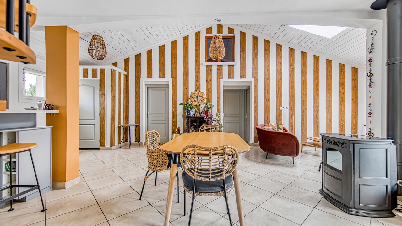 Photo of Others in Grayan-Et-L'Hopital