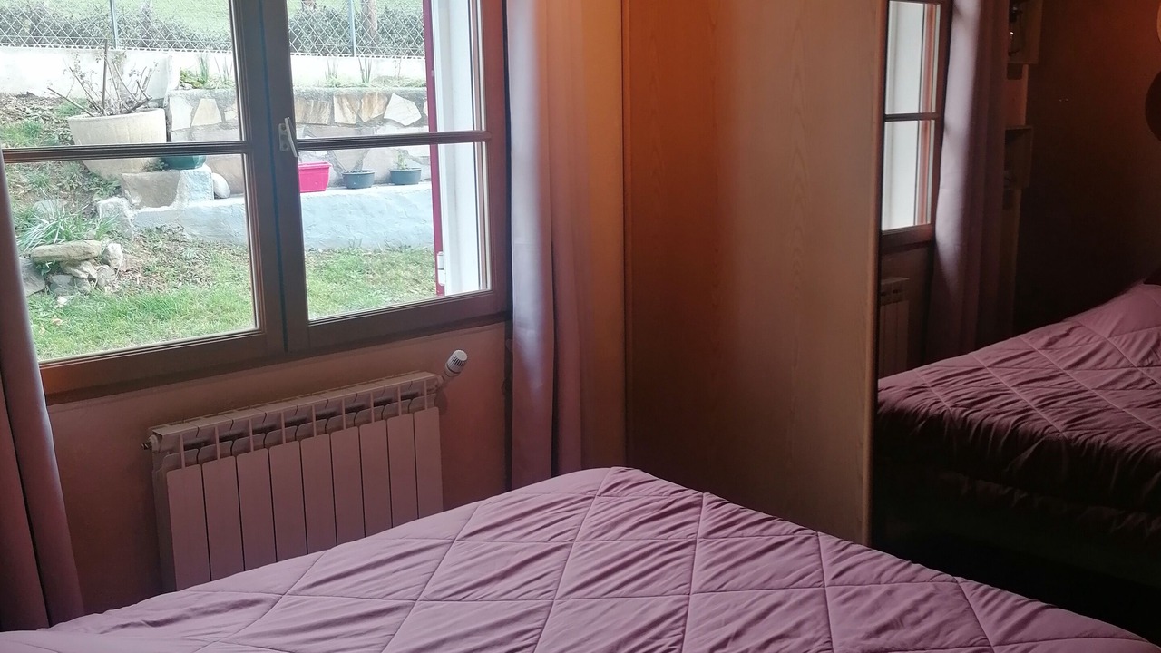 Photo of Bedroom in Esterencuby