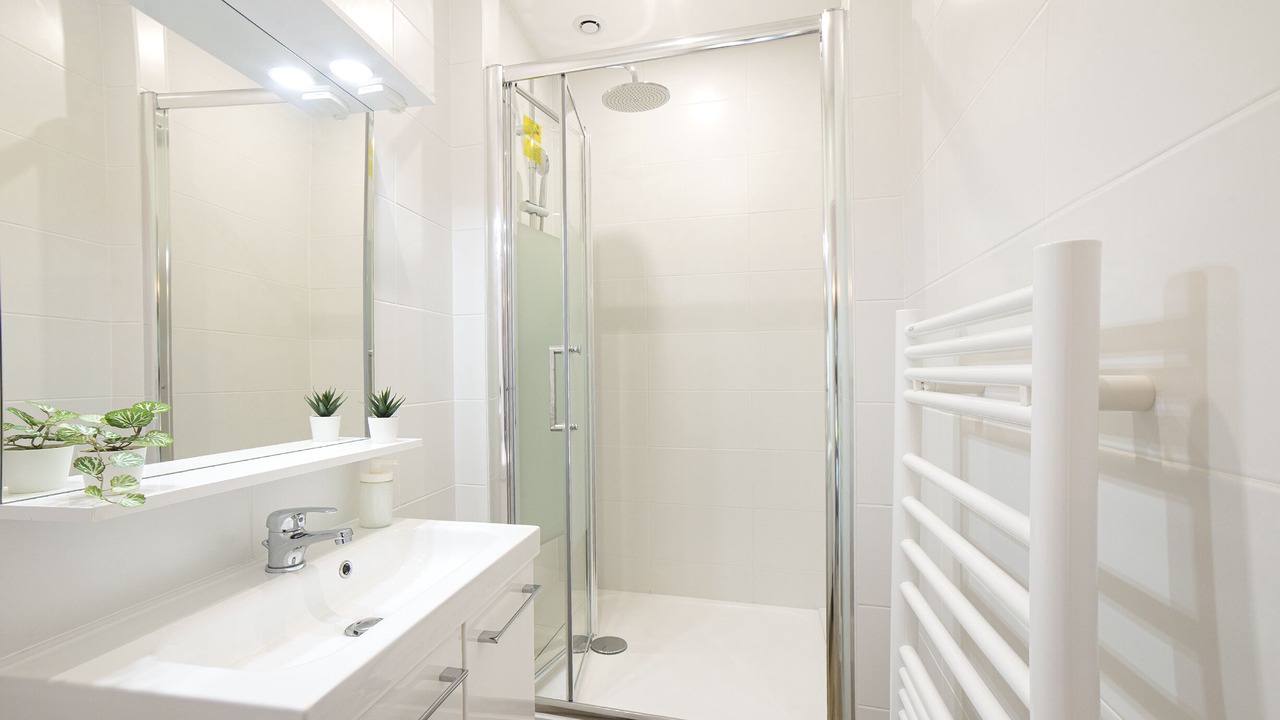 Photo of Bathroom in Villejuif