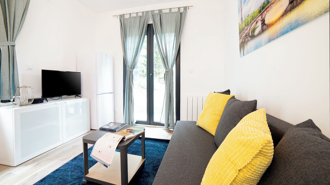 Photo of Livingroom in Villejuif