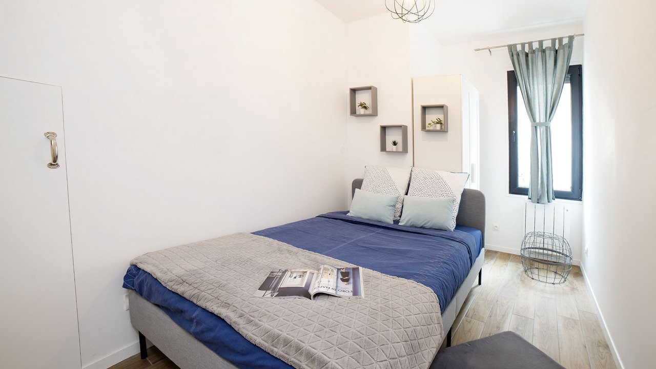Photo of Bedroom in Villejuif