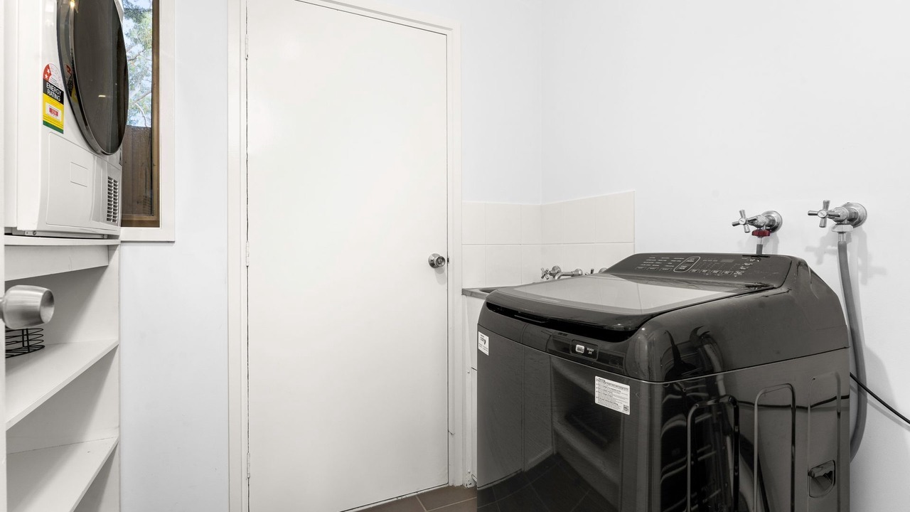 Photo of Others in Rhyll