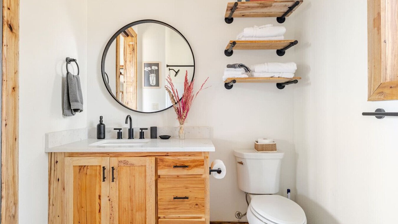 Photo of Bathroom in Flint