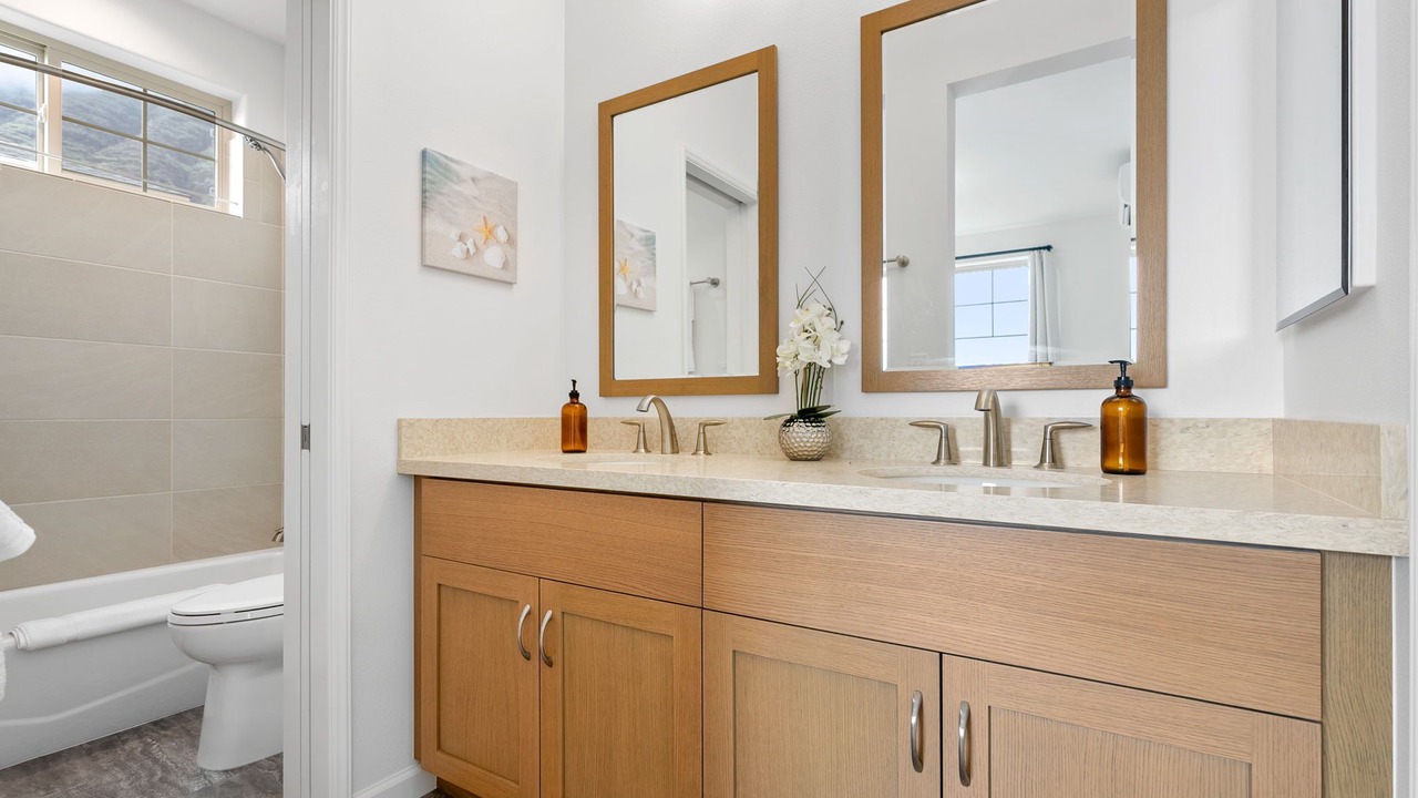 Photo of Others in Makaha Valley