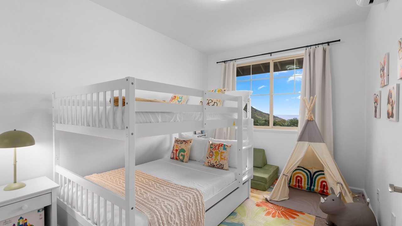 Photo of Others in Makaha Valley