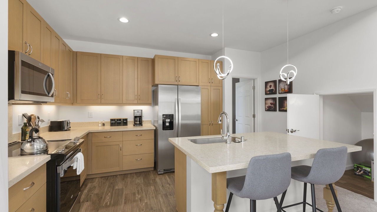 Photo of Others in Makaha Valley