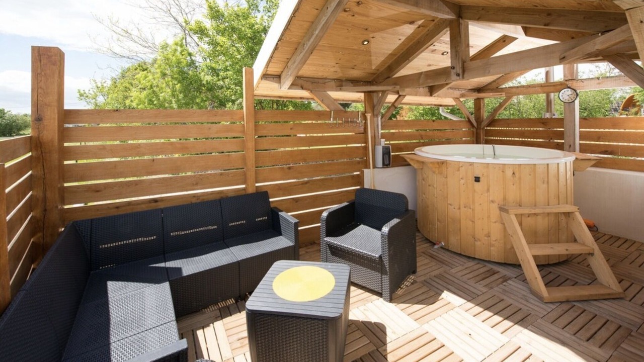 Photo of Outdoor in Flocourt