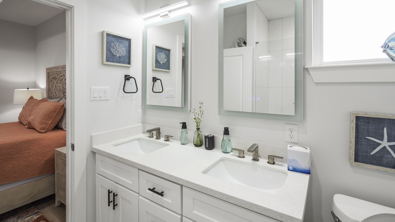 Photo of Bathroom in Galveston