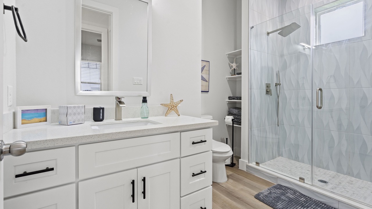 Photo of Bathroom in Galveston