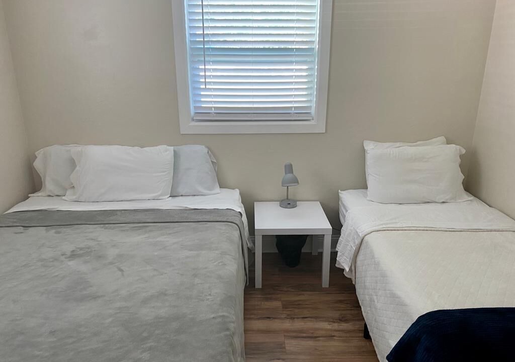 Photo of Bedroom in Putnam Hall