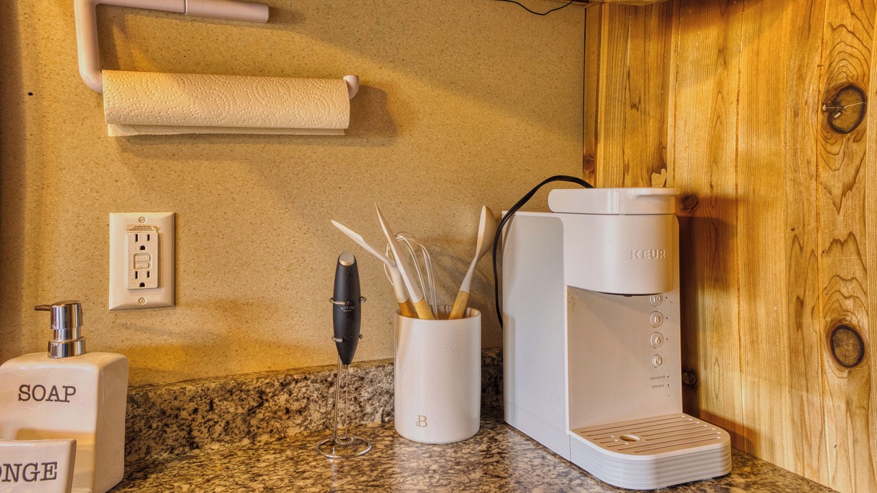 Photo of Others in Aurora