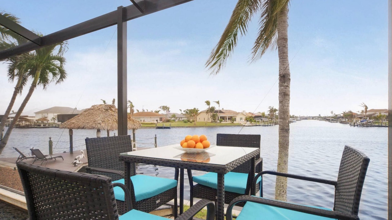 Photo of Outdoor in Pelican