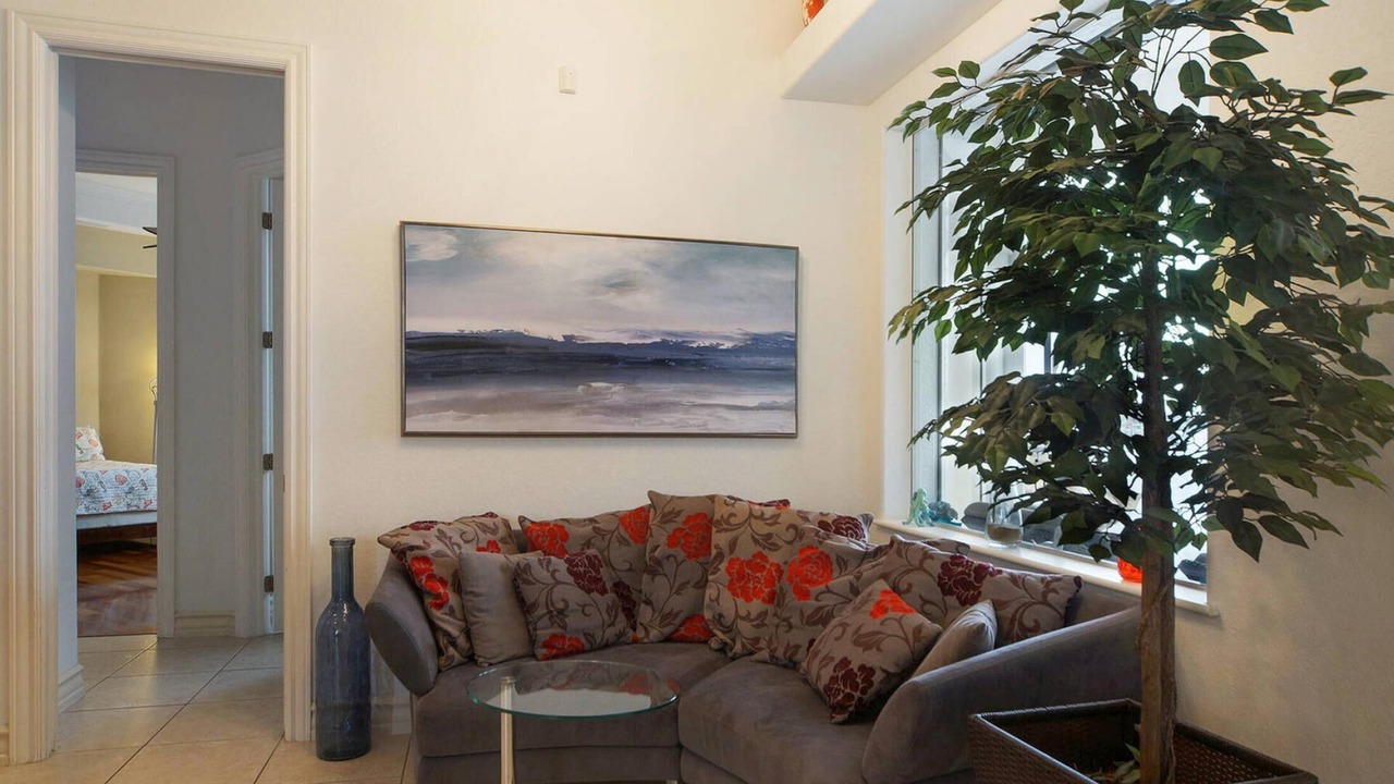 Photo of Others in Pelican