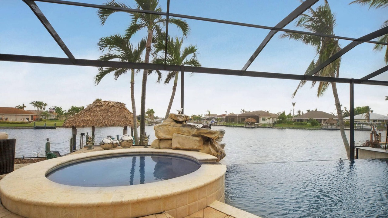 Photo of Outdoor in Pelican