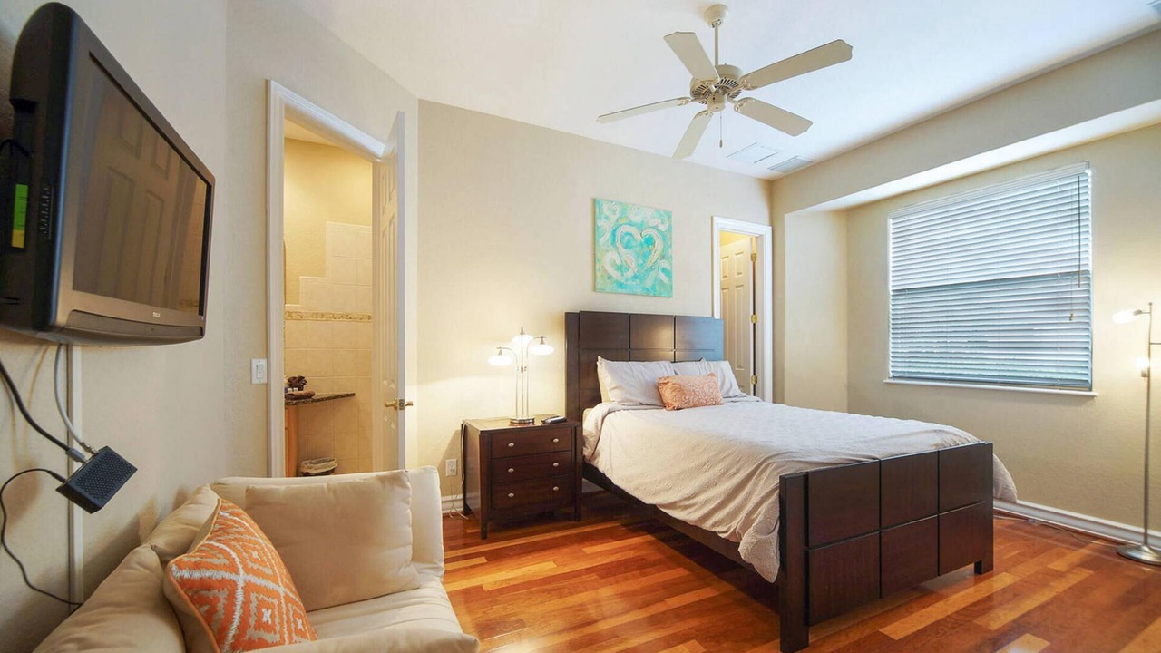 Photo of Bedroom in Pelican