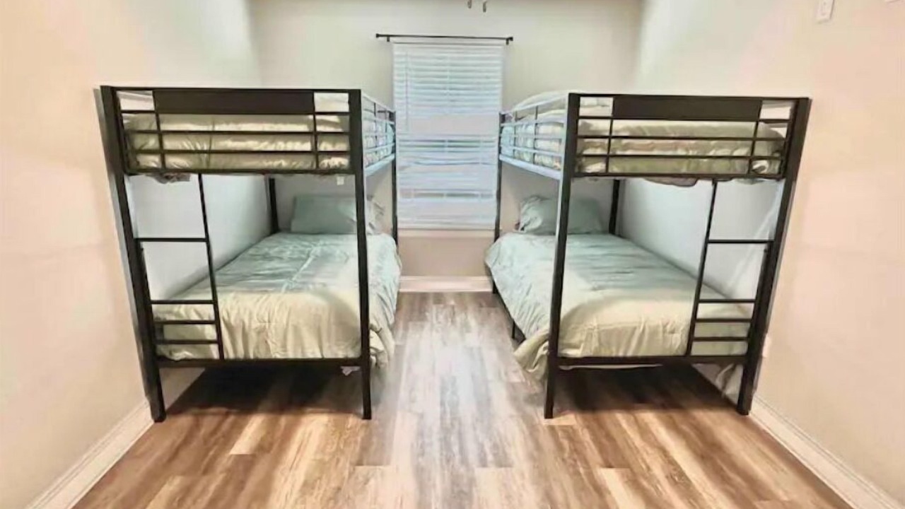 Photo of Bedroom in Flint
