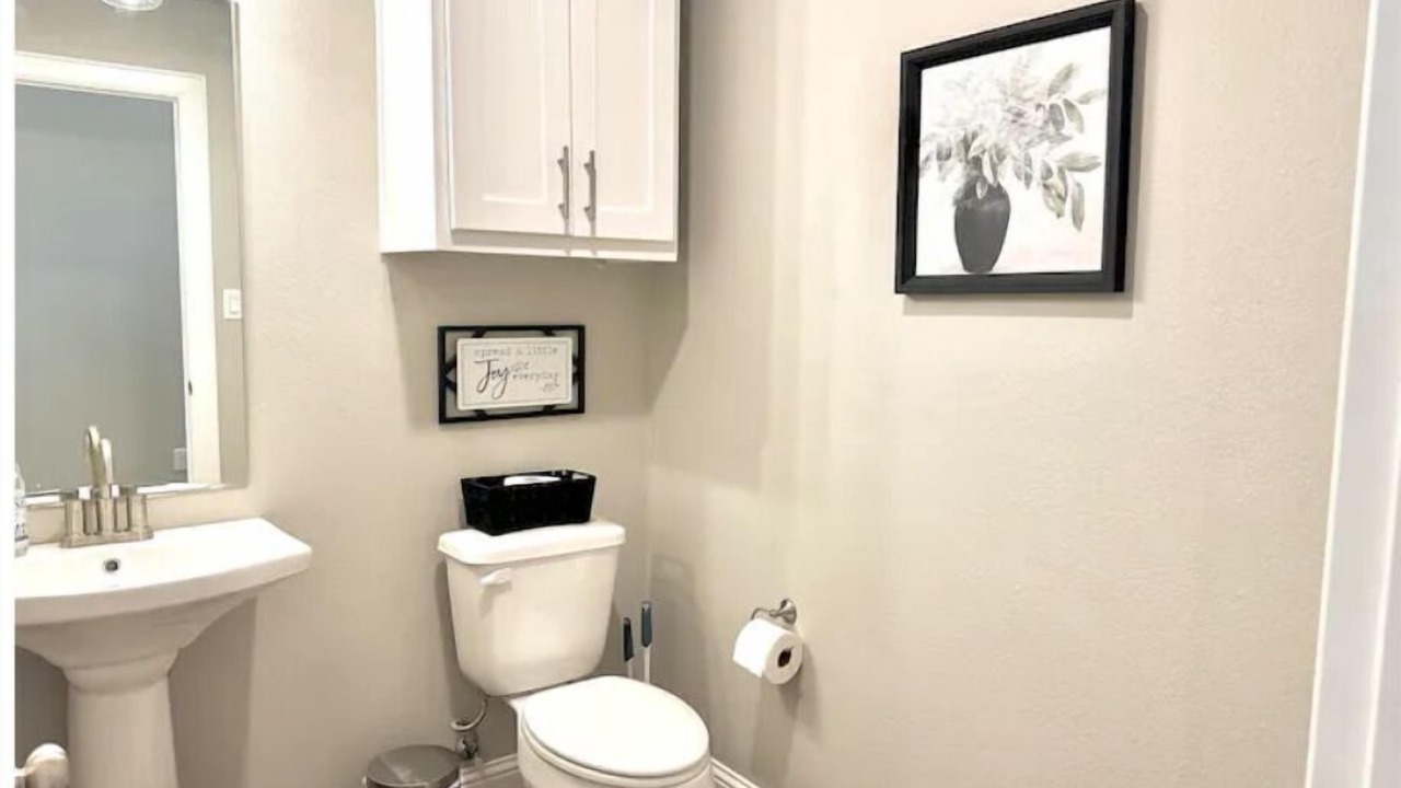 Photo of Bathroom in Flint