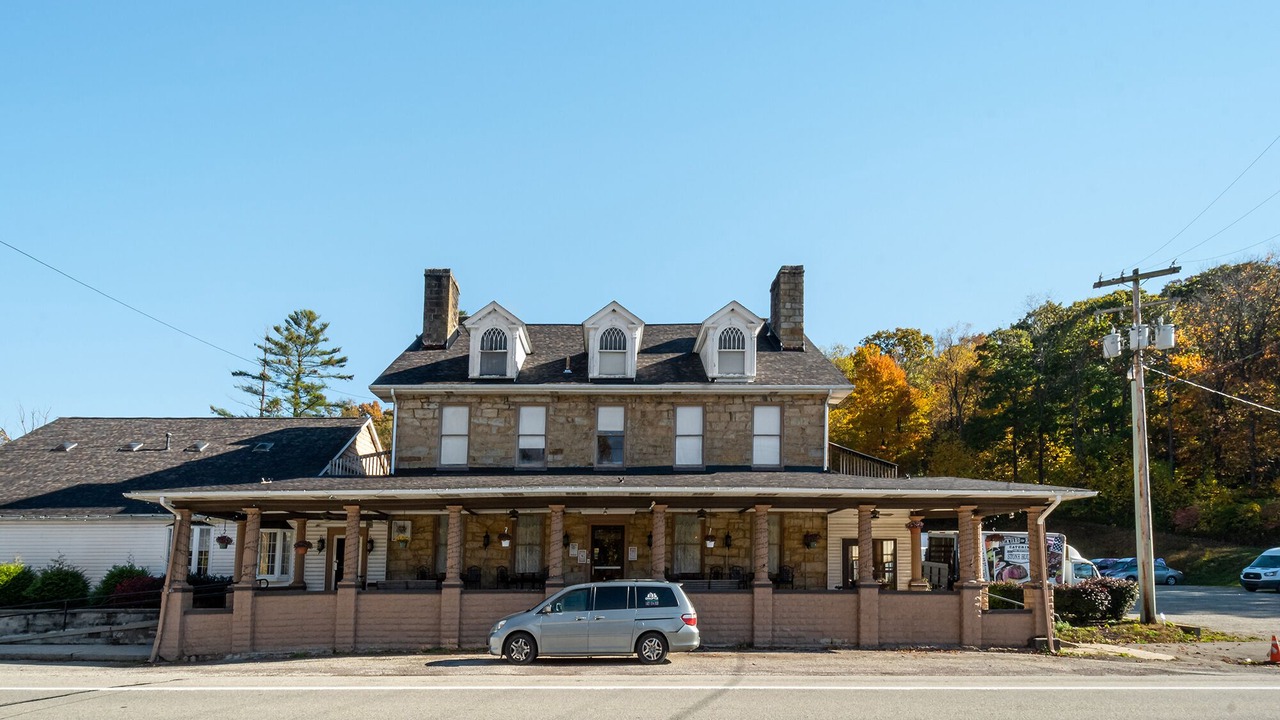 Photo of Others in Chalk Hill
