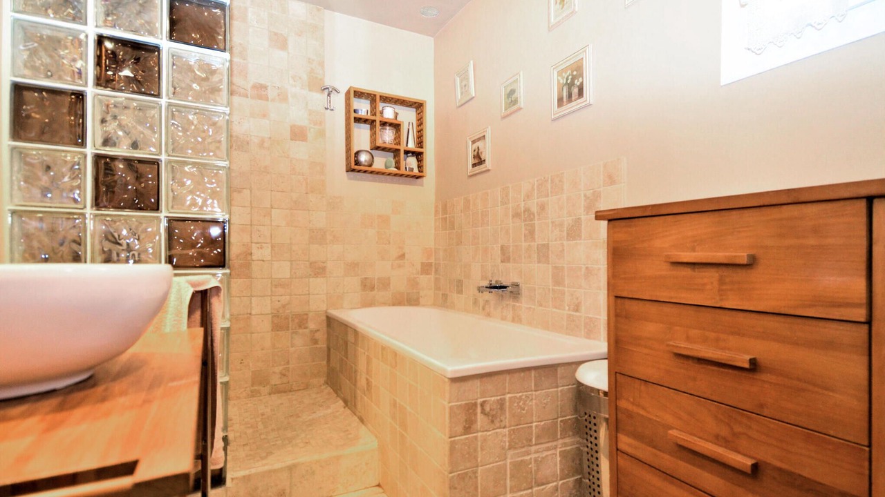 Photo of Bathroom in Sorgues
