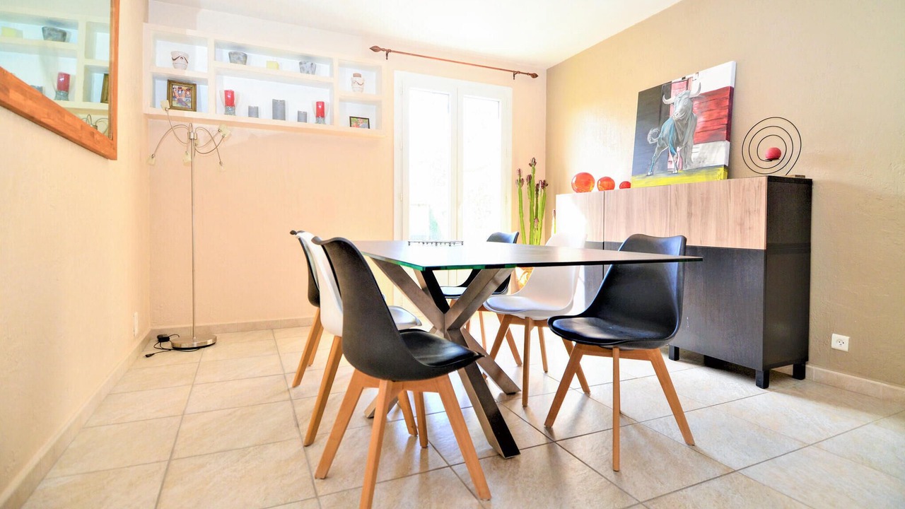 Photo of Bedroom in Sorgues