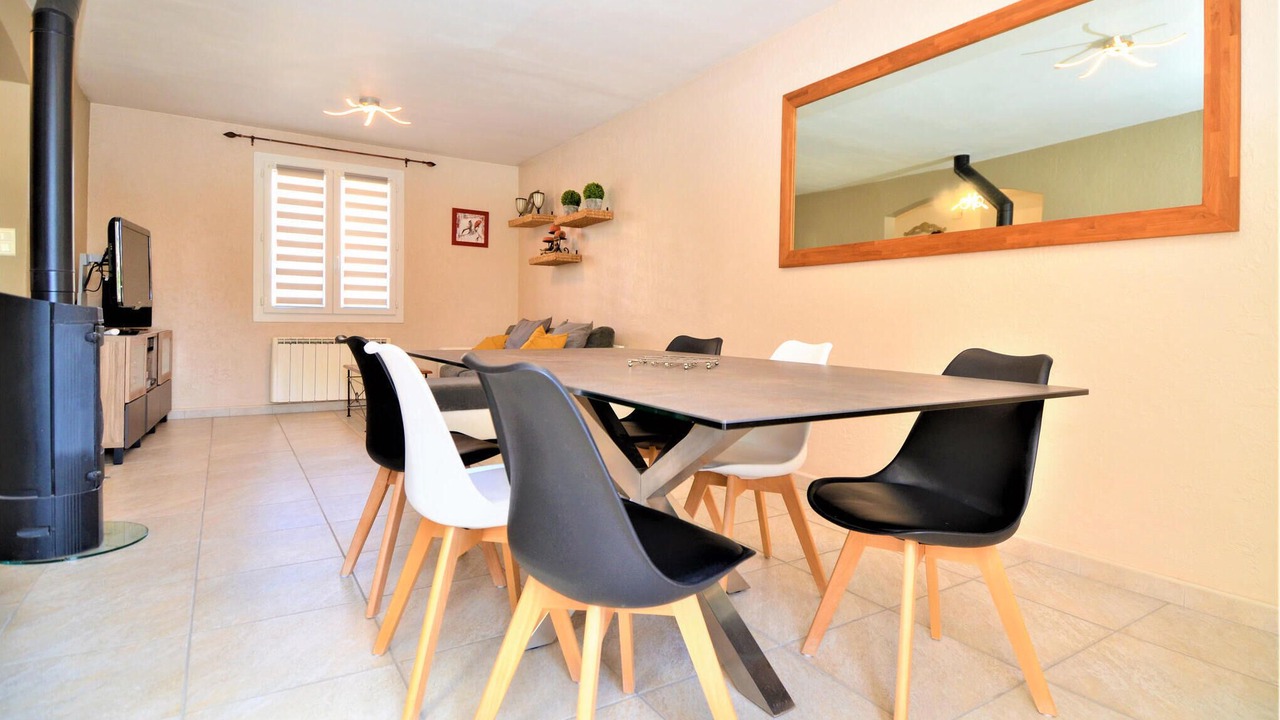 Photo of Bedroom in Sorgues