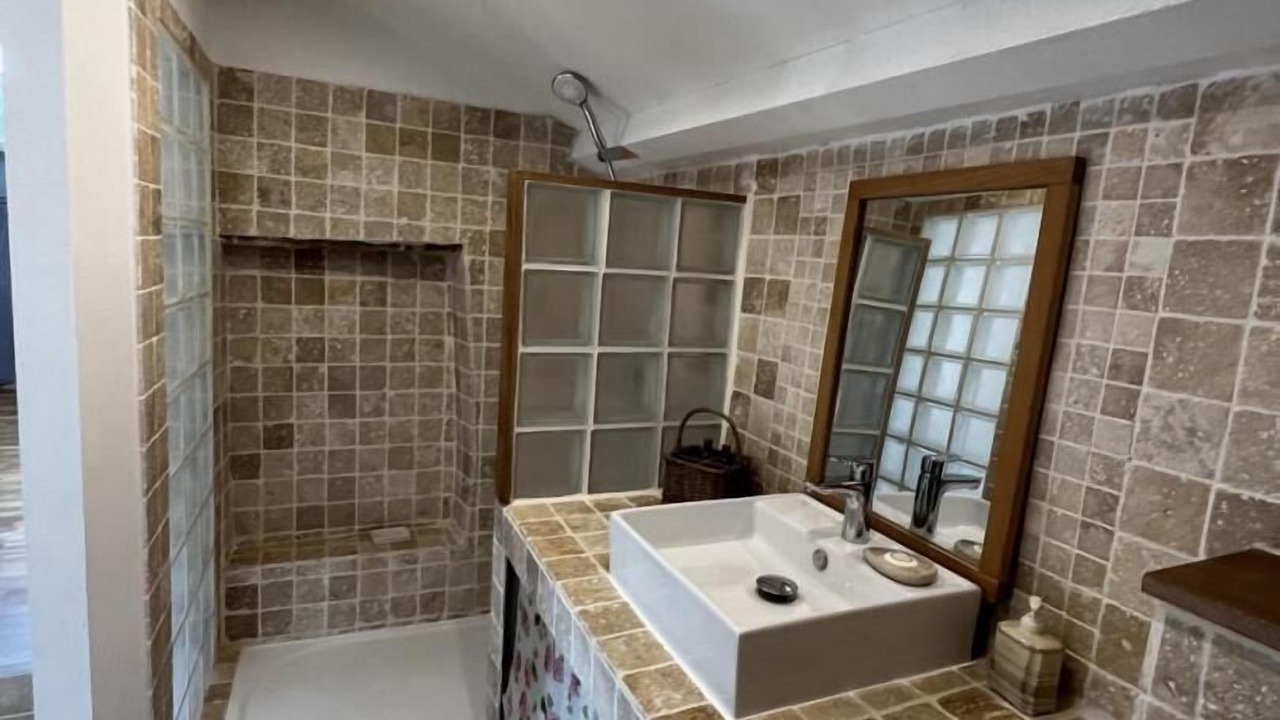 Photo of Bathroom in Cotignac