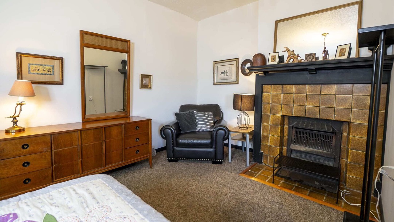 Photo of Bedroom in Homestead