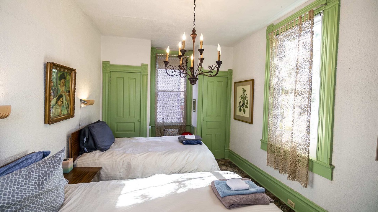 Photo of Bedroom in Homestead