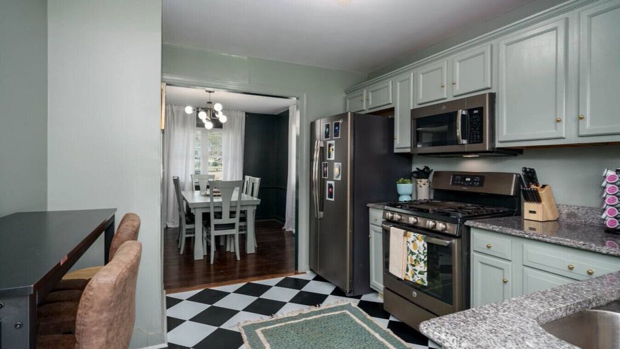 Photo of Kitchen in Crestwood South