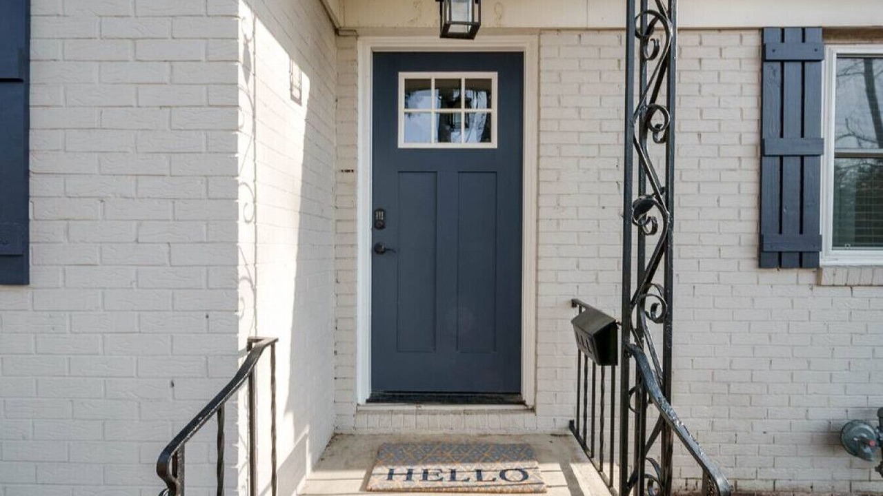 Photo of Outdoor in Crestwood South