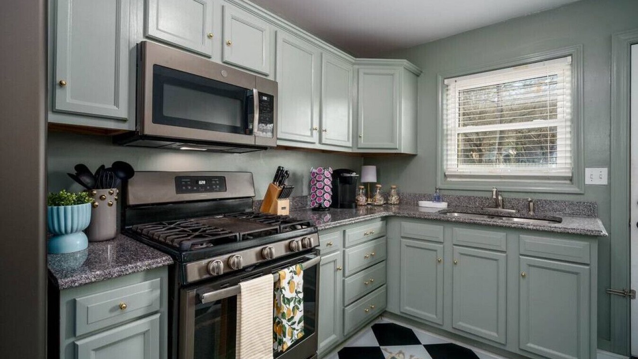 Photo of Kitchen in Crestwood South