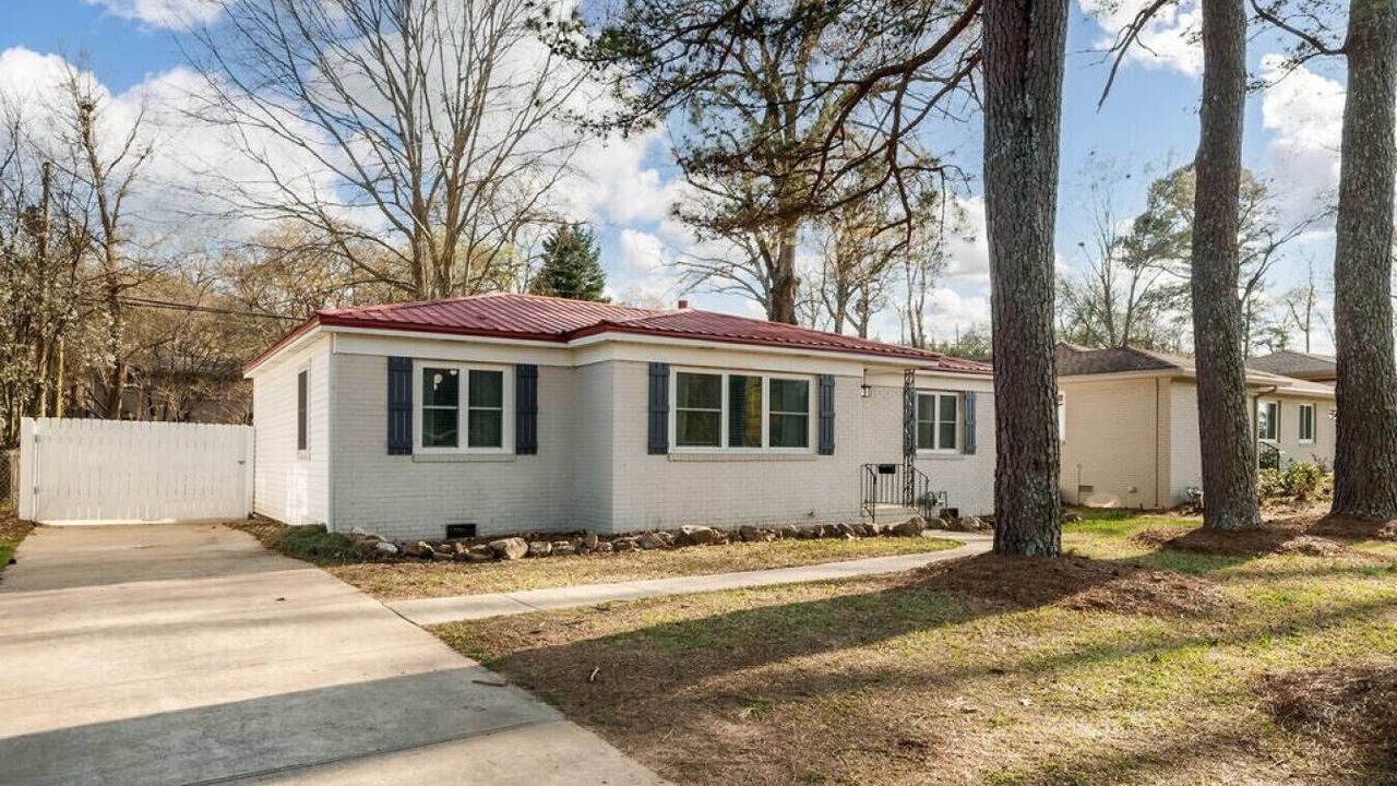 Photo of Outdoor in Crestwood South