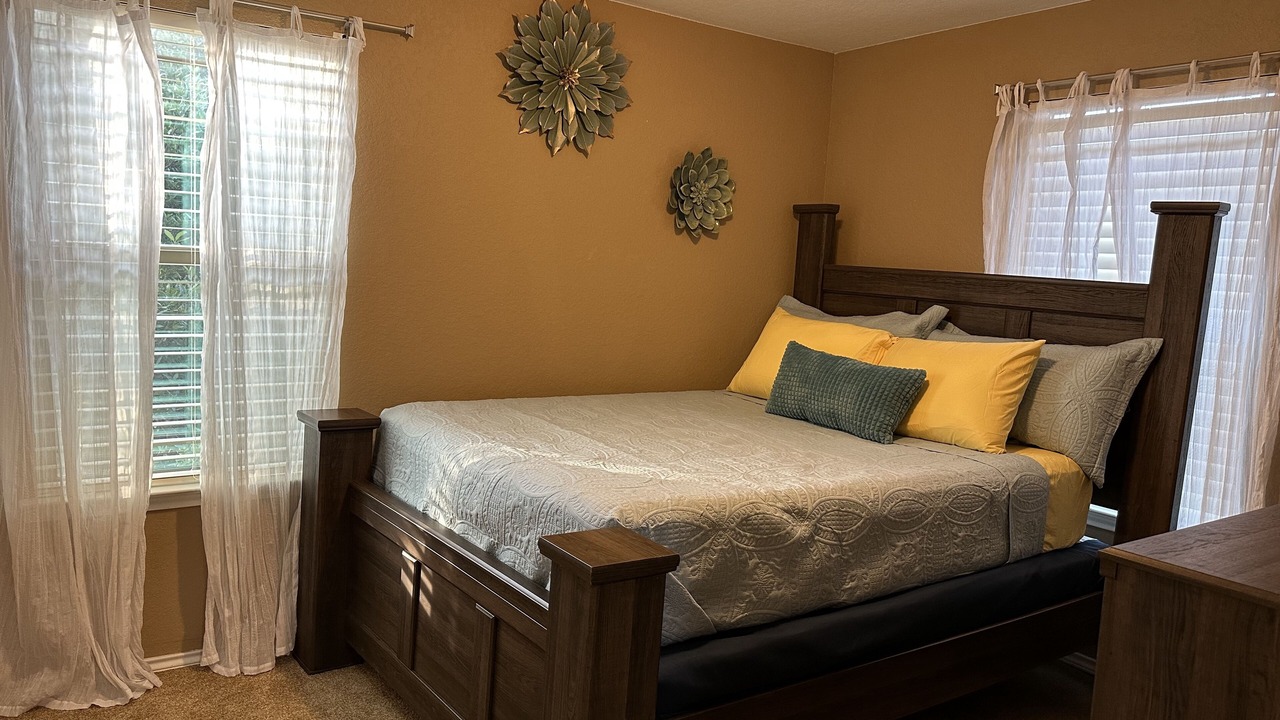 Photo of Bedroom in Southside