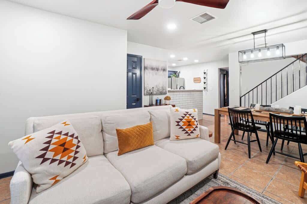 Photo of Livingroom in Northeast El Paso