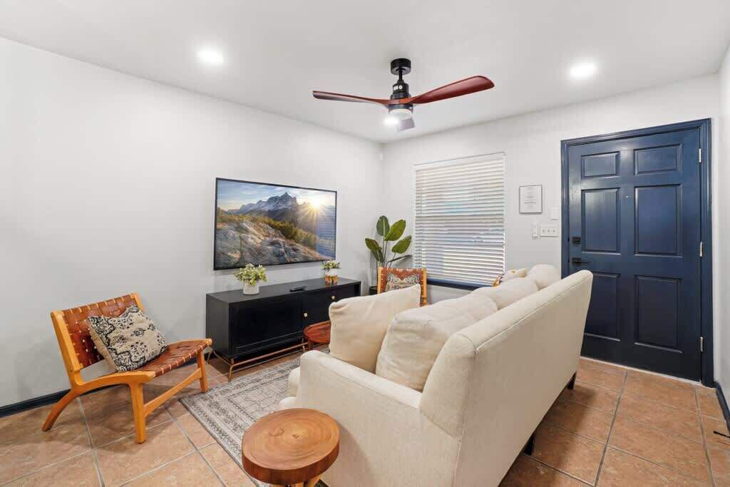 Photo of Livingroom in Northeast El Paso