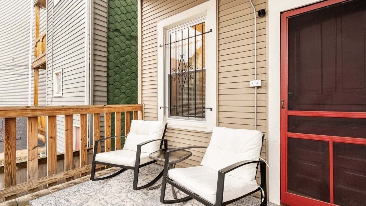 Photo of Patio Balcony in Lakeview
