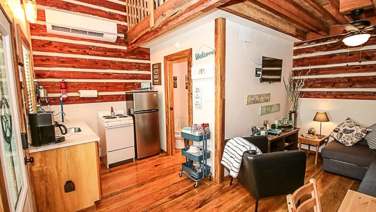 Photo of Bedroom in Flint
