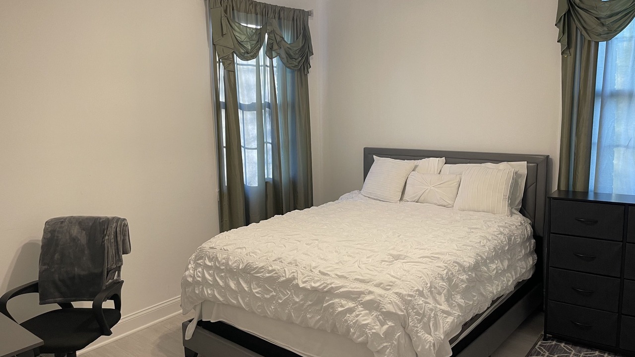 Photo of Bedroom in Fountainhead-Orchard Hills