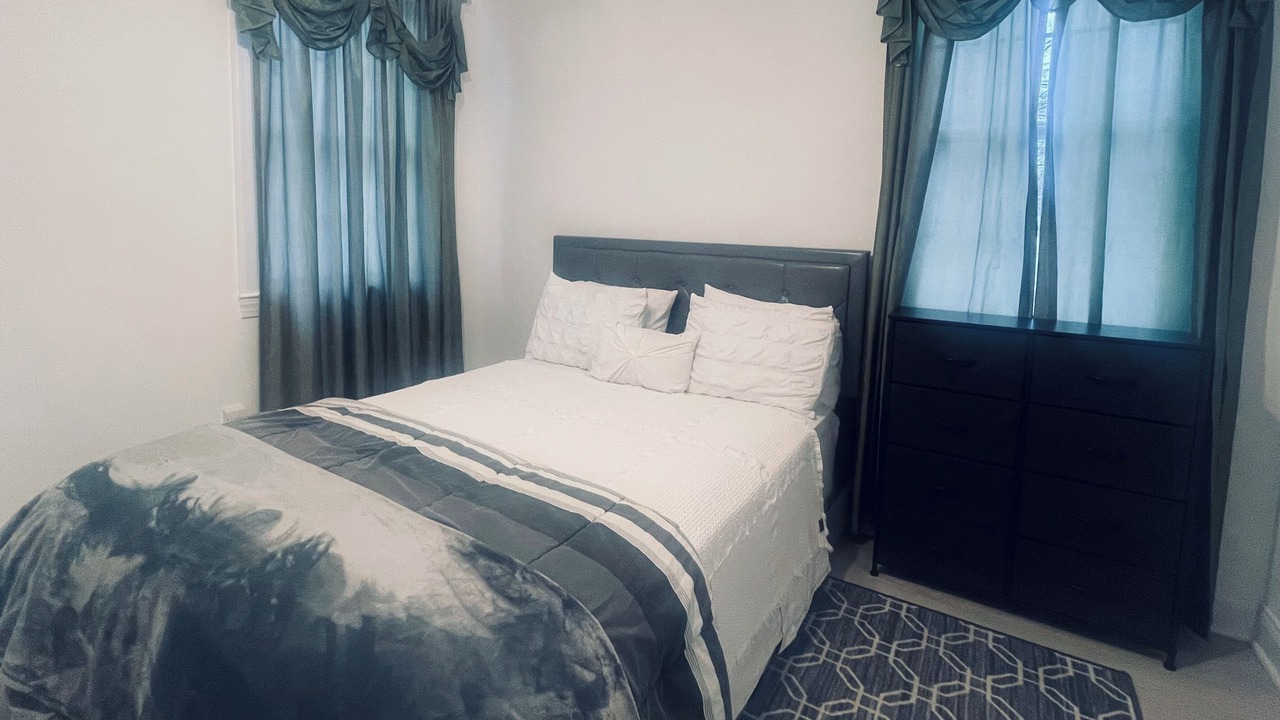 Photo of Bedroom in Fountainhead-Orchard Hills