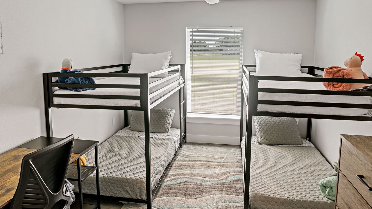 Photo of Bedroom in Warm Mineral Springs