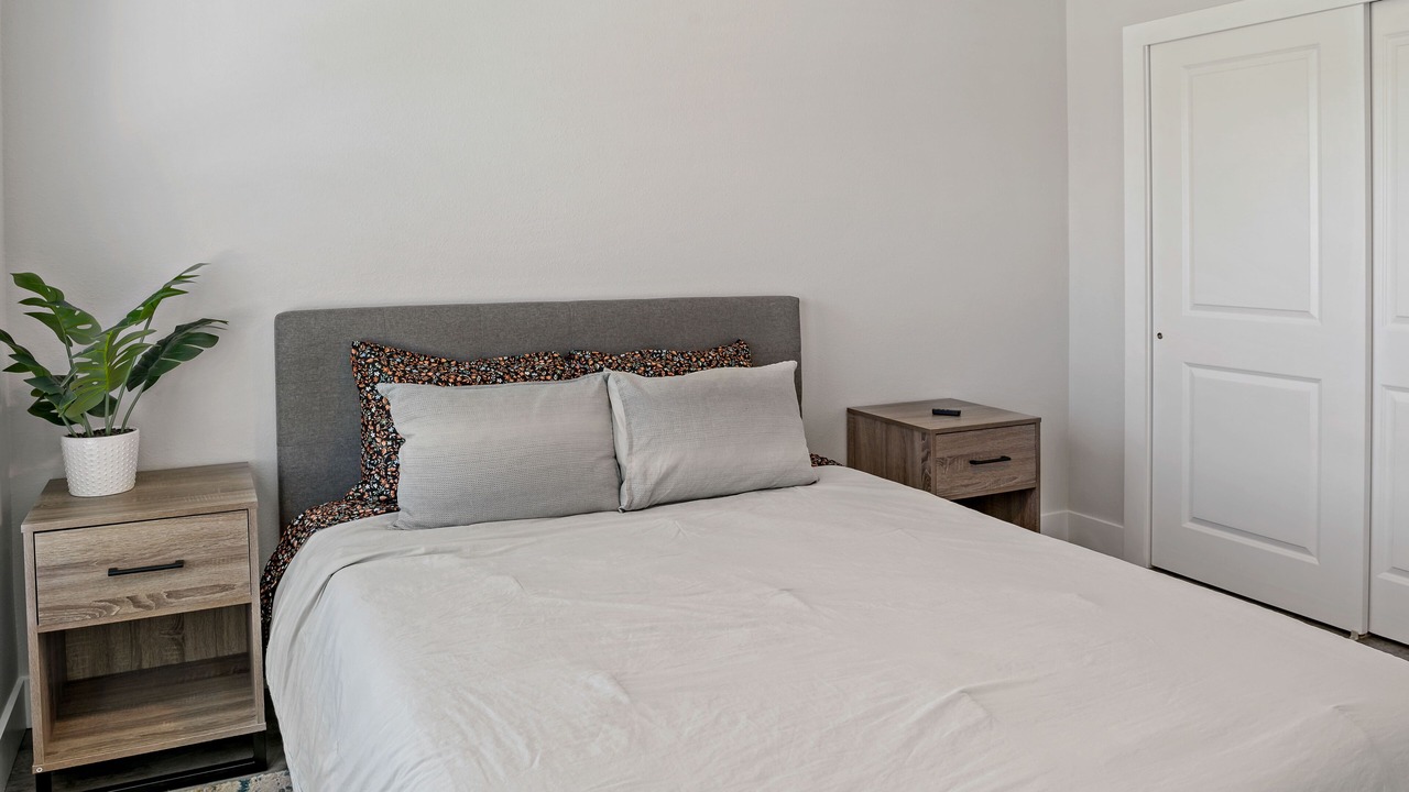 Photo of Bedroom in Warm Mineral Springs